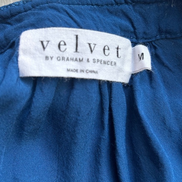 Velvet long sleeved top - Picture 2 of 5